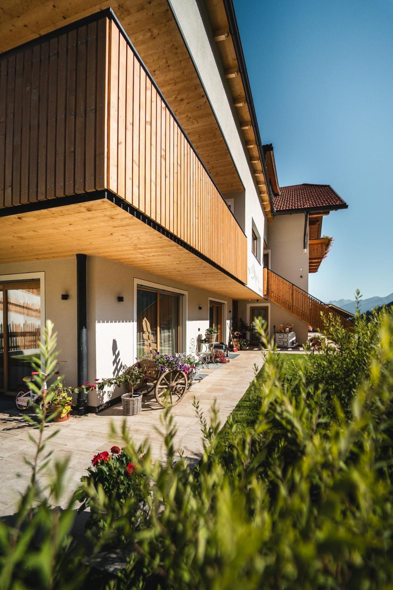 Almresidenz Unterrain -1 Km By Car Distance Ski Slopes Kronplatz Olang Exterior foto